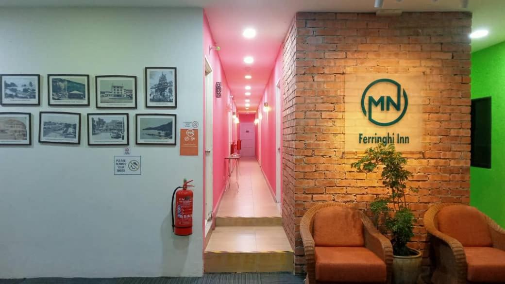 Mn Ferringhi Inn Batu Feringgi Exterior foto